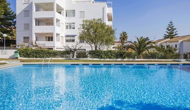 Lovely apartment for 6 people with pool, TV and terrace