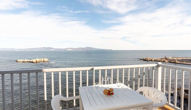 Lovely apartment for 2 guests with TV, balcony and panoramic view