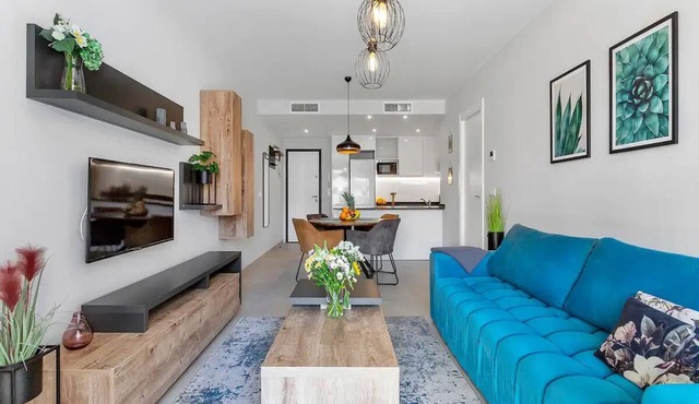 Lovely first floor apartment, heating pool !