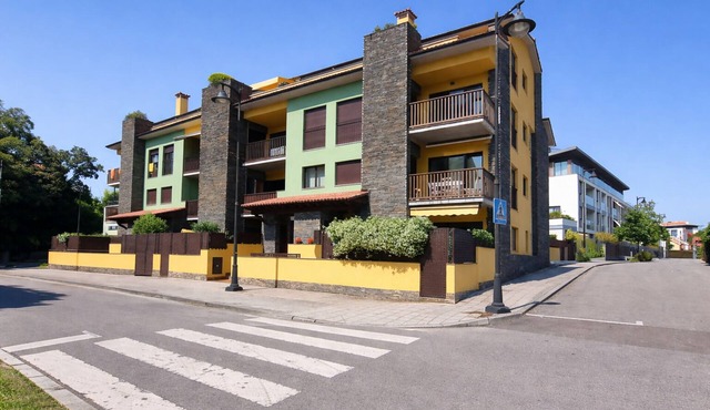 Lower Llanes apartment with terrace - Casa Juanín
