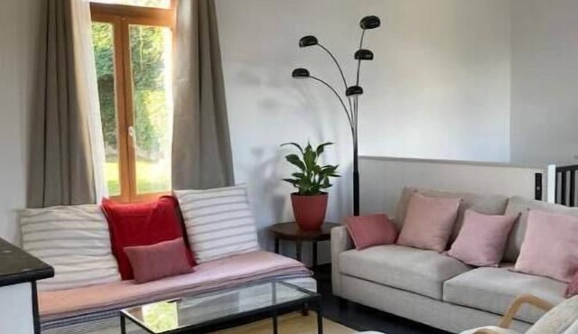 Maison à la Campagne in Courcelles-le-Comte