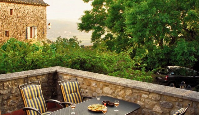 Maisonettewohnung mit Terrasse und Ausblick by Interhome in Cornillon