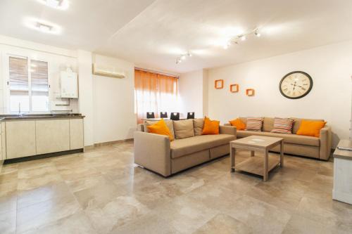 Modern apartment in Sevilla for largue groups