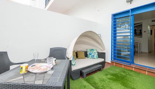MODERN APARTMENT NEXT TO THE BEACH, Pets friendly