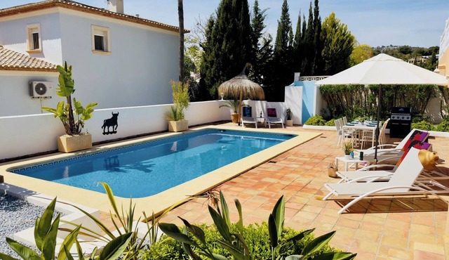 Naranja - sea view villa with private pool in Benissa