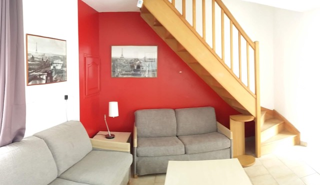 Near Senlis, whole house with 2 bedrooms, between Asterix and Disneyland, 4p. in Baron