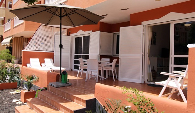 newly renovated apartment near the beach with pool