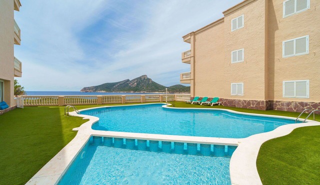Nice apartment for 2 people with pool, A/C, WIFI, TV and balcony
