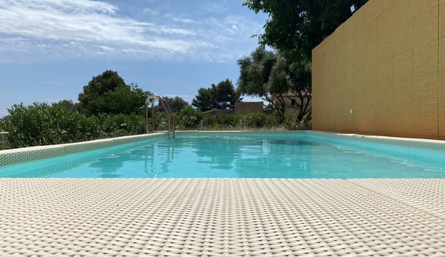 Nice Family Villa With Pool Near Palma de Mallorca