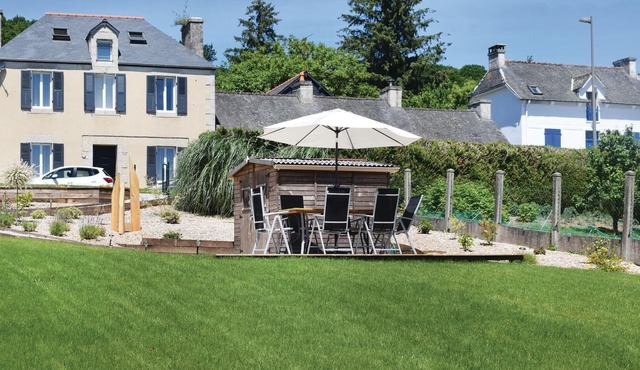 Nice home in Caurel with WiFi in Caurel