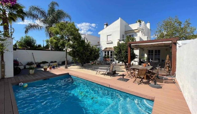 Nice modern villa with private pool near the beach