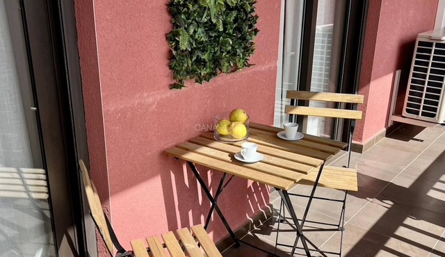 Palmar Breeze: stylish apt with pool view
