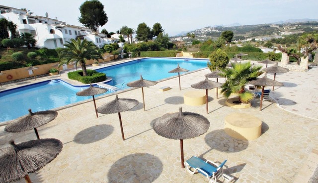 Palomita - cosy bungalow with stunning views in Moraira