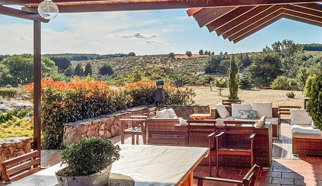 Pet friendly home in Navarredonda de Gredos