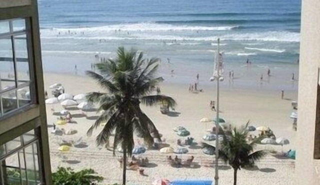 PITANGUEIRAS BEACHFRONT 2 Bedrooms! - 2 suites in Guarujá