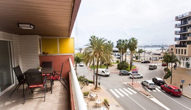 Port-Front Balcony with Sea & Mountain Views