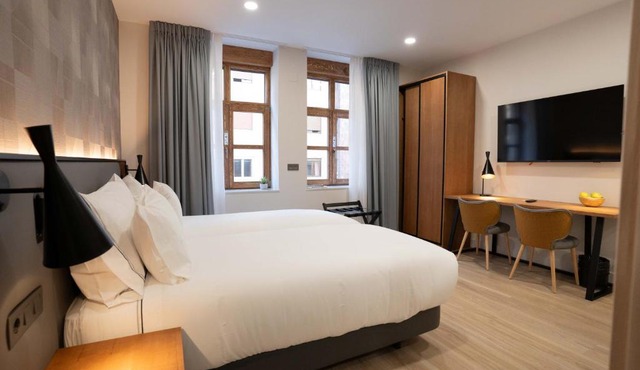 Prisma Suites