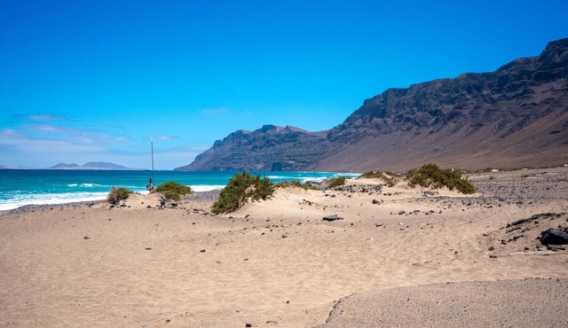 Quicksand Ocean views Beach 1 min LVH