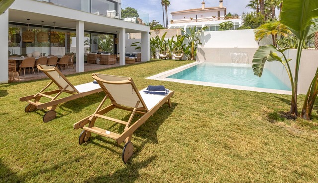Ref. 444619 in Motril