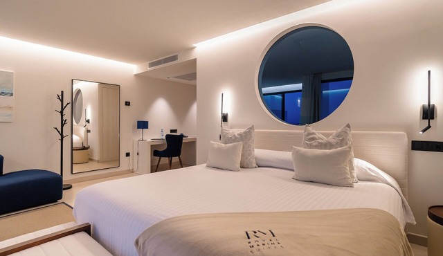 Royal Marina Suites Boutique Hotel