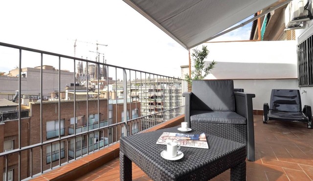 Sagrada Familia Penthouse