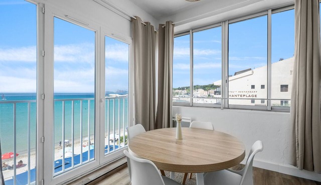 Sea View Studio Apartment in Saint-Cyr-sur-Mer