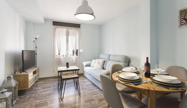 Sky is blue Granada with private parking included
