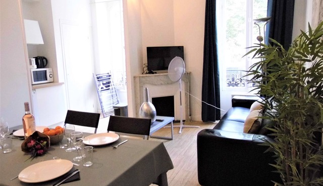 Spacious rooms near Riquier station! in Nice