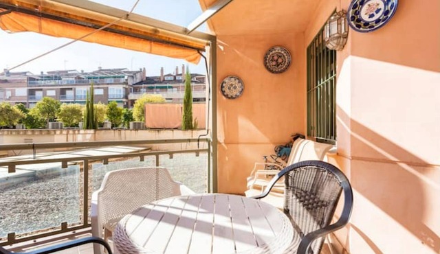 Spectacular apartment in the center of Granada
