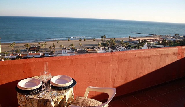 Spectacular bird´s-eye view from the top apartment to the Mediterranean Sea