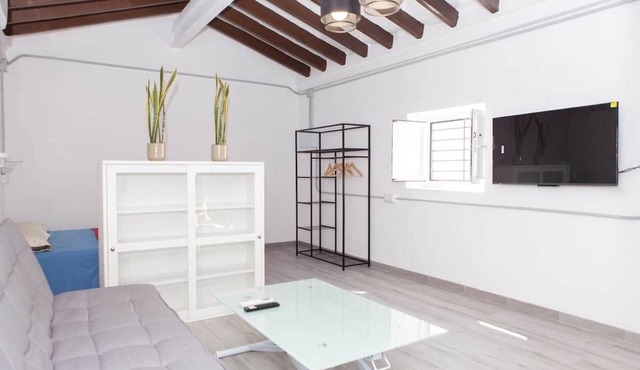 Studio apartment in Almayate, next to the sea.