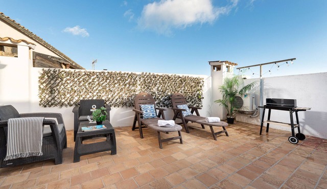 Sunset Cas Sastre with private roof terrace and barbecue in the oldtown of Alcudia