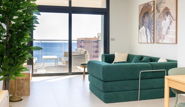 SUNSET SAILORS vibe apartment