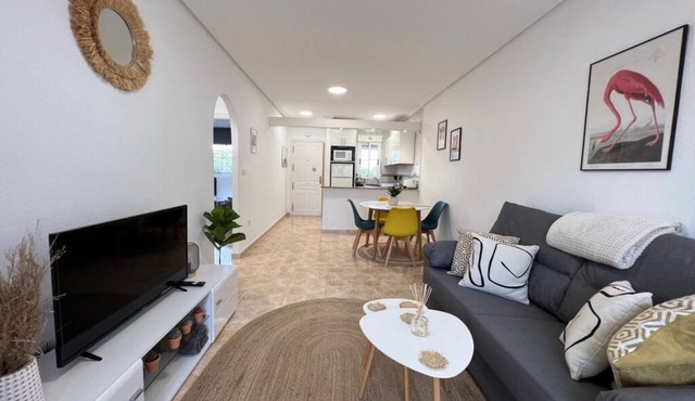 Sunshine Apartment in the Heart of Villamartin, Costa Blanca.