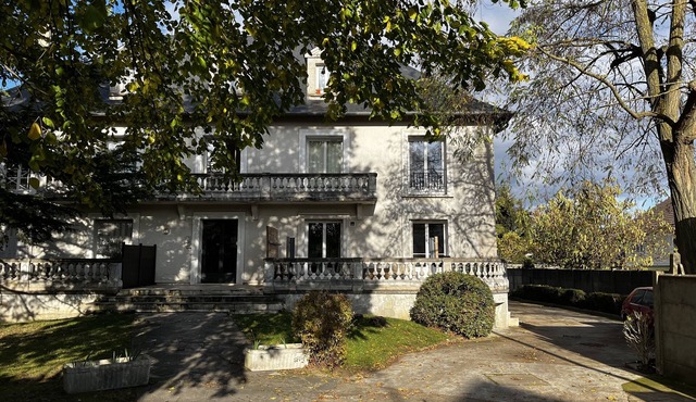 T2 with terrace and parking - between Paris and Disneyland in Noisy-le-Grand