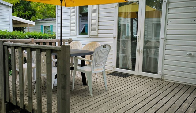 The Ivry mobile home park: a peaceful, green setting in a prime location. in Ivry-la-Bataille