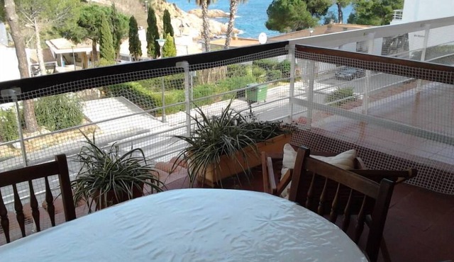 Tossa De Mar: Beach on the Costa Brava (HUTG-017825)