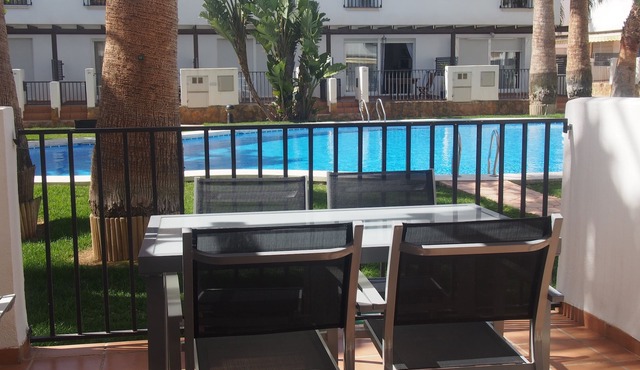 TOWNHOUSE ROMANA BEACH, ALCOSSEBRE, IDEAL FAMILIES. SWIMMING POOL, BARBECUE, A/C, TERRACE