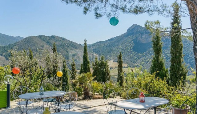Tres Belle Maison Avec Piscine in Aubres