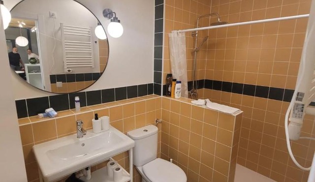 Urban Elegance, New, Stylish, Convenient, and WOW