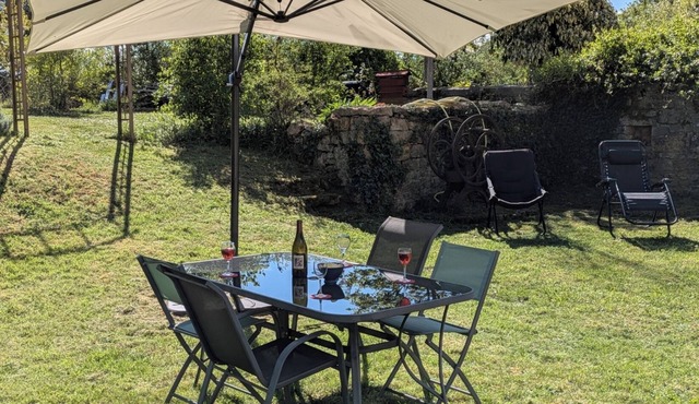 Vacation home at the gateway to the Morvan, 10 minutes from Vézelay in Nuars