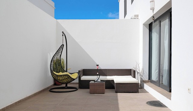 Vacation Home "Gardenia" with Mountain View, Private Terrace & Wi-Fi