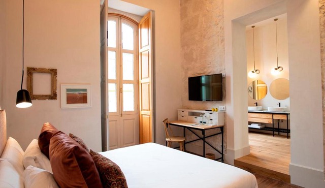 VEINTIUNO Emblematic Hotels by Airnest