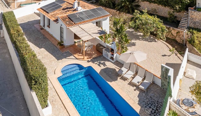 Villa 14 - 300m from El Portet