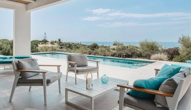 Villa Catalina with private pool - My Rental Homes