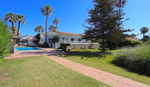 VILLA DEL MAR 'Boutique Beach-House' 11PAX
