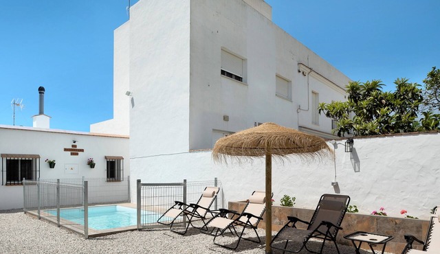 Villa 'El Abanderao' with Private Pool, Wi-Fi, and Air Conditioning