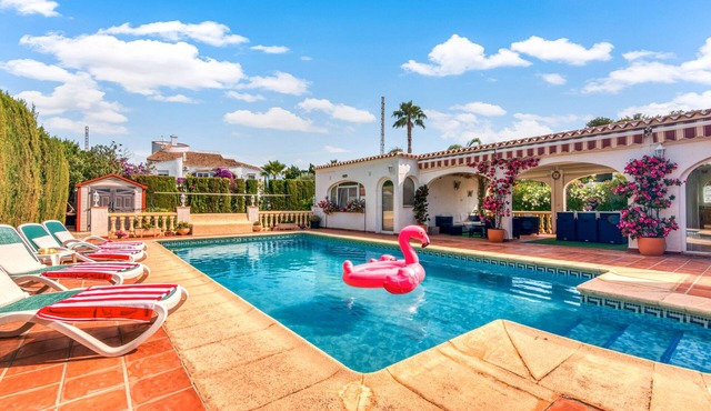 Villa 'El Horreo Xabia' with Mountain Views, Wi-Fi, and Air Conditioning