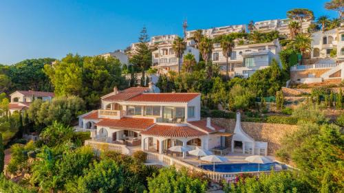 Villa Maitreya in Son Bou