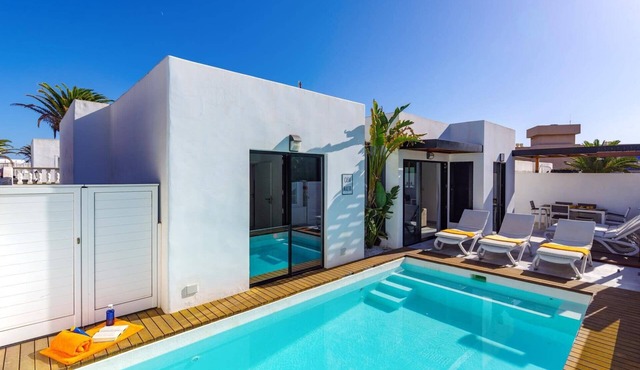 Villa Malva by Villa Plus